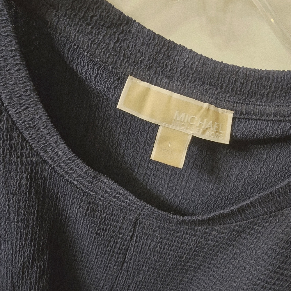 Michael Kors Ladies Navy Blue Sleeve Cut Out Blouse Large - Picture 3 of 6
